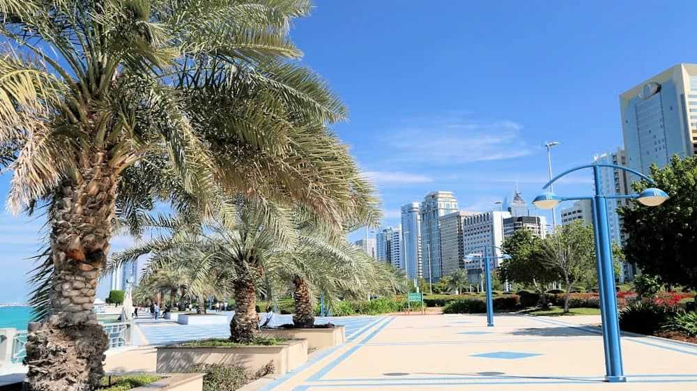 Abu Dhabi und Dubai Kombireise - Abu Dhabi Corniche - Foto von JUREBU